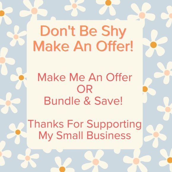 FREE ADD ON WITH PURCHASE Alien Covenant Loot Crate Facehugger Pin - Picture 4 of 4